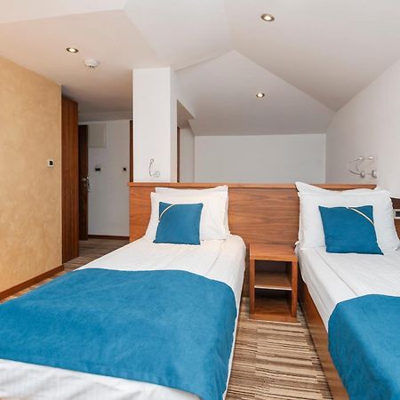Hotel Bistrik City Center Sarajevo Bagian luar foto