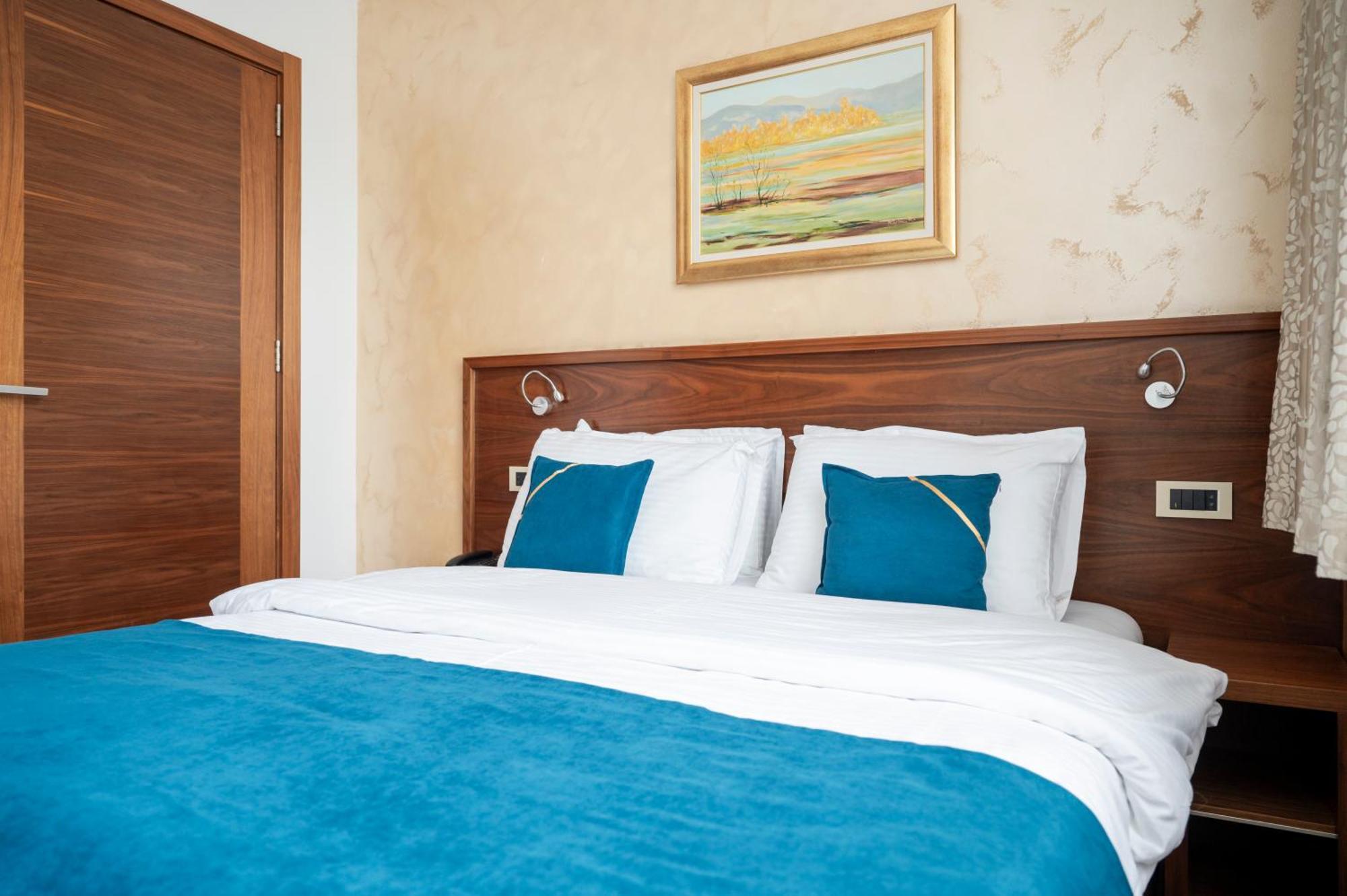 Hotel Bistrik City Center Sarajevo Bagian luar foto