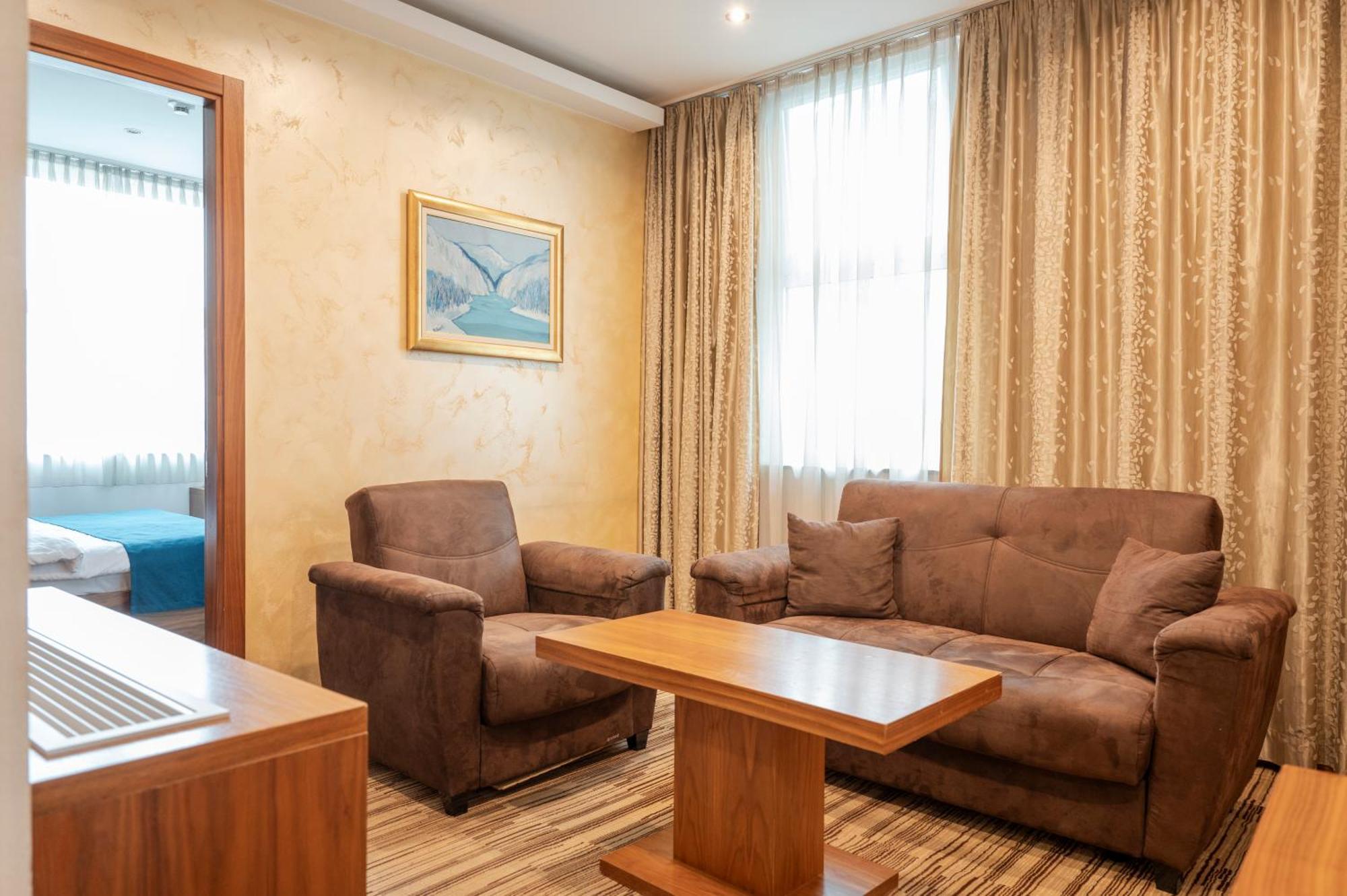Hotel Bistrik City Center Sarajevo Bagian luar foto