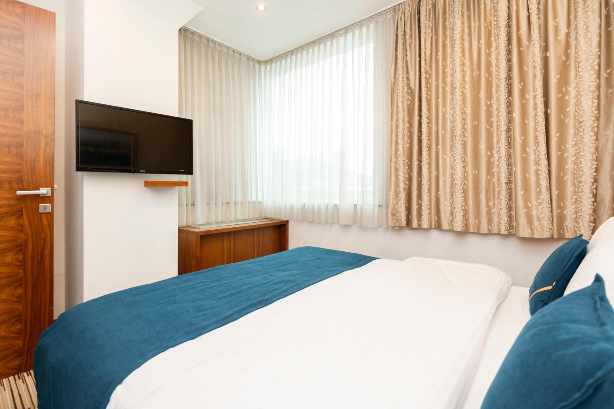 Hotel Bistrik City Center Sarajevo Bagian luar foto