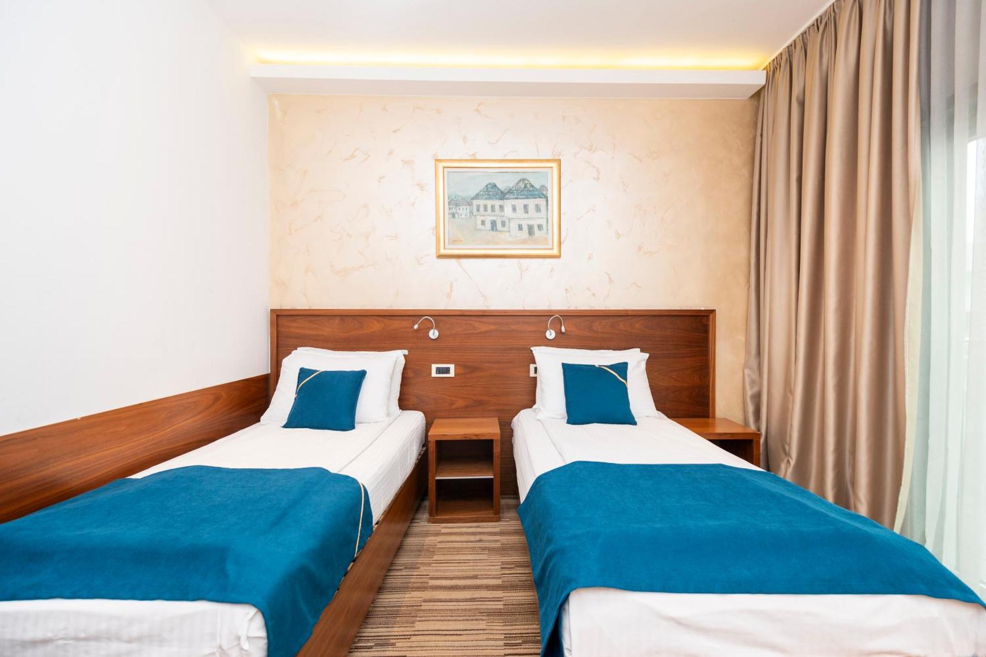 Hotel Bistrik City Center Sarajevo Bagian luar foto