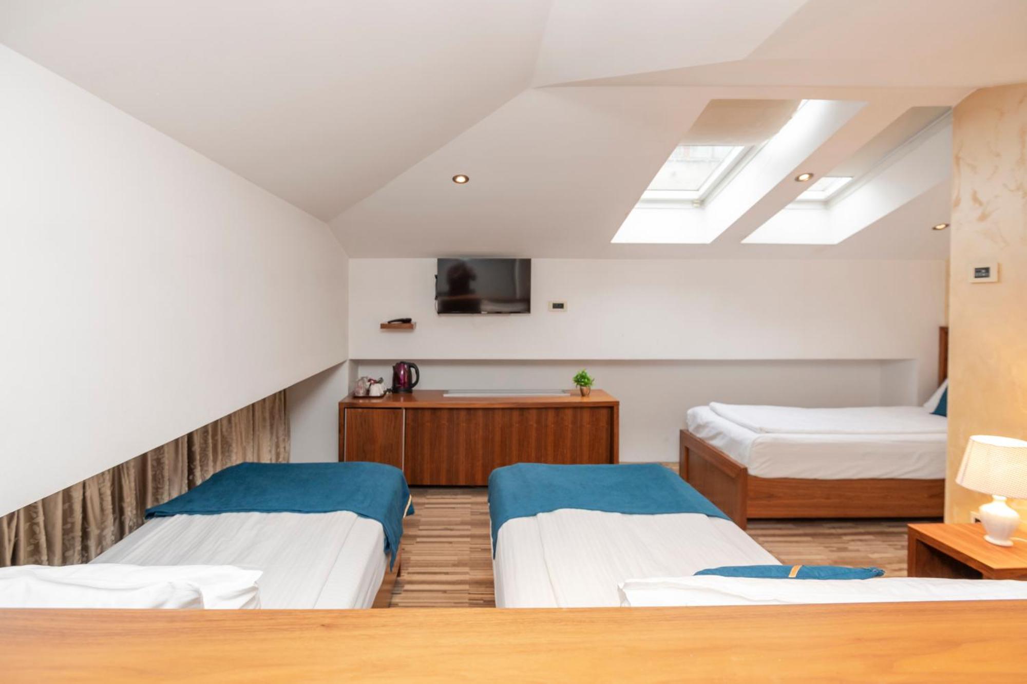 Hotel Bistrik City Center Sarajevo Bagian luar foto